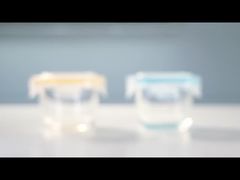 Contenants de nourriture pour bébés empilés en verre