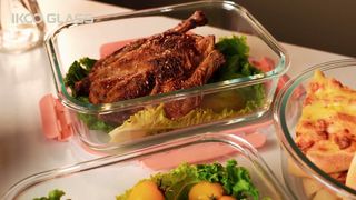 IKOO glass food container with lid