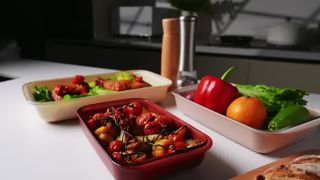 assadeira de vidro colorido